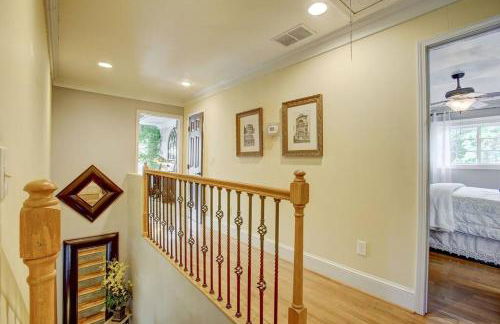 Close to Downtown, 11-Person Swim Spa-Hot Tub, 75" TV 4 Movie Nights, Spacious, Walk To Restaurants, Ping Pong - Foto 14
