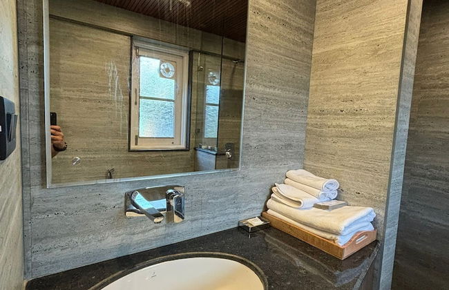 The Magnolia Srinagar - Photo 11