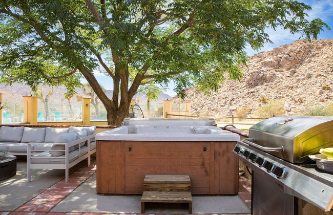 Desert Shadows by Avantstay Breathtaking Views Pool - Photo 13