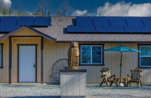 Cozy Cub Cabin, brand new home near Yosemite - Foto 24