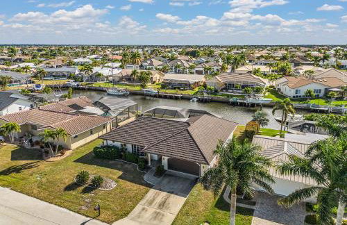 Charm and Old Florida Vibe , Heated Pool & Spa - Villa Parisian Paradise - Roelens - Photo 55