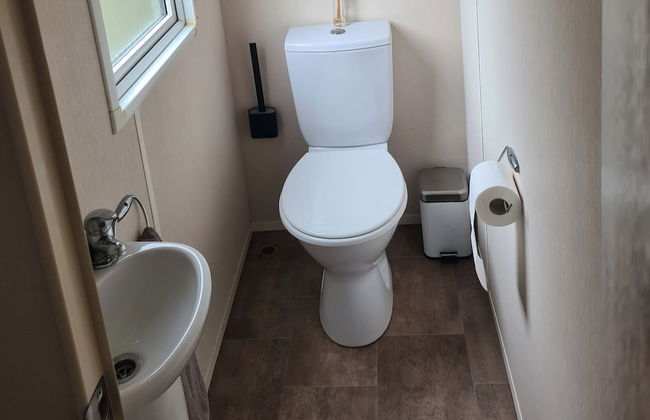 2 Bed Lodge - Sleeps 5 - Parking - Pets - Wifi - Foto 13