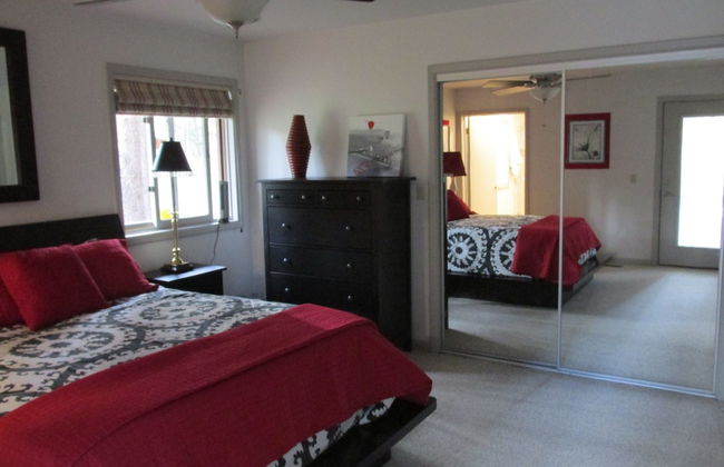 Country Club Homes - Photo 41