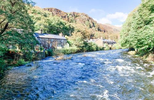 Snowdonia Stone Cottage - Photo 18