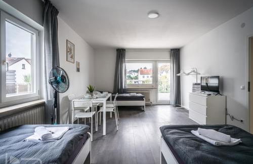 Voll ausgestattete Apartments mit Einzelbetten - Küche - WLAN - PKW-Parkplatz - Foto 17