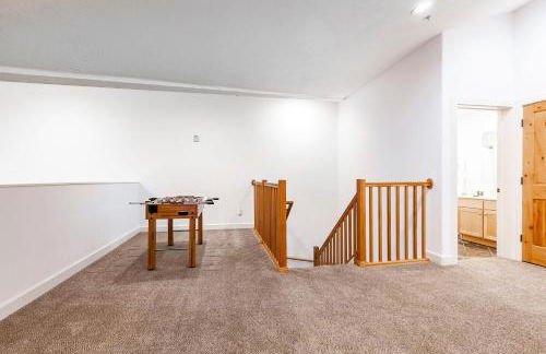 Crestview Condominiums by All Seasons Resort Lodging - Photo 34