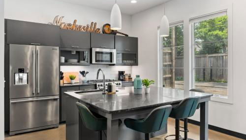 12 South Home WALK to Belmont with Deck and Patio - Foto 3