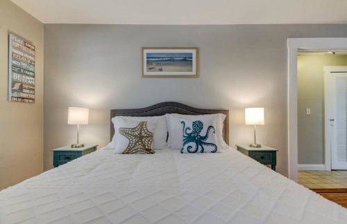 Rare- Downtown 2 bedroom! Family friendly! - Photo 15