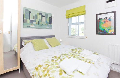 Walking distance to racecourse and city centre - Foto 5