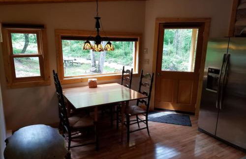 Log Cabin on the River - Foto 14