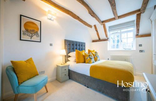 Stable Annex Bisham - Vibrant 1 Bed With Parking - Photo 1