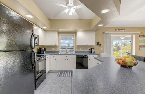 Waterfront Villa with Heated Pool - Villa Wine Down - Roelens Vacations - Foto 14