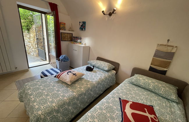 2 bedroom Apartment in Cipressa with garden - Photo 3