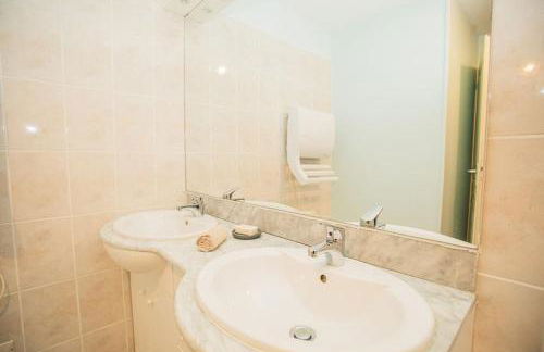 "Charmante maison de ville" au coeur de la cité médiévale - Foto 15