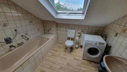 Gemütliche zentrale DG Wohnung in Mühlacker - Foto 3