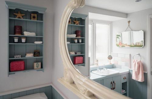 Luxury 3 Bedroom Cottage - Sleeps 6 - Foto 48