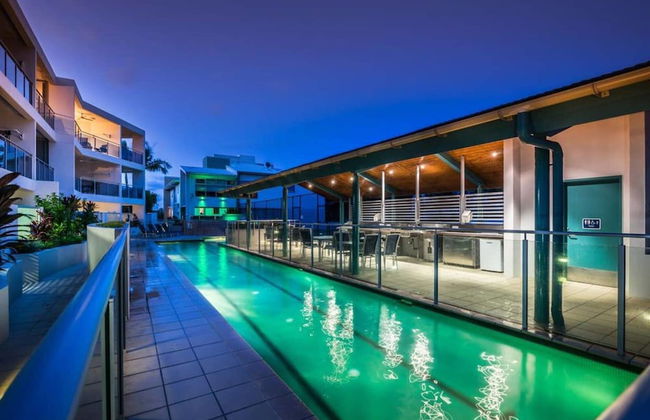 2BR Coolum Beach Rooftop Terrace Spa Tennis Pool - Foto 5