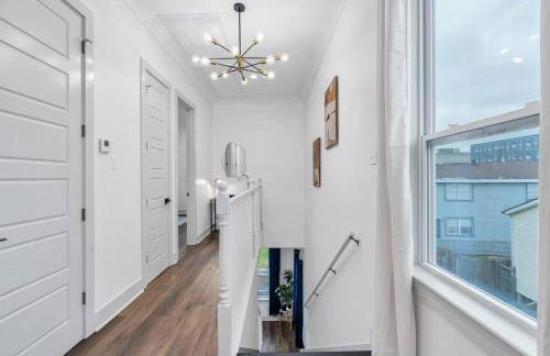 Charming Fire Pit Stay Mid-City Festive Season - Foto 24