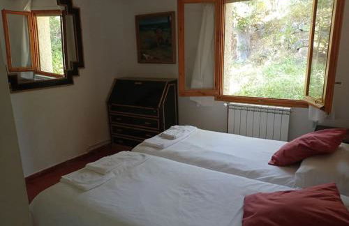 Derroñadas . Casa con enorme jardín y tenis. - Foto 7