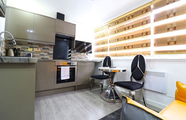 Queen Stay Apartments - Foto 24