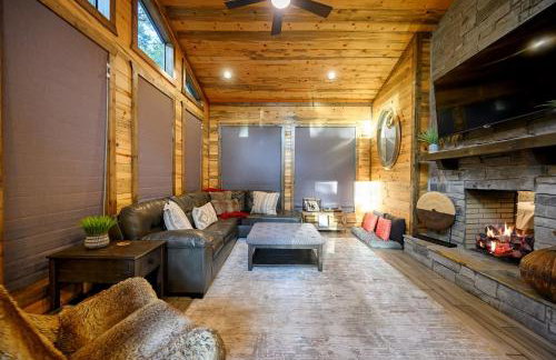 Romantic 1BR Cabin in Broken Bow HotTub, FirePit - Foto 3