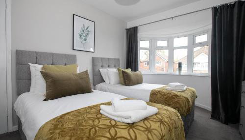 Ludlow Drive a 3 bed Contractor family Town house in melton Mowbray with Parking - Foto 1