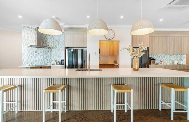 Majestic Manor Stylish Super Home Pool BBQ - Foto 19