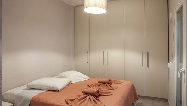 Be Queen-Your Urban Stay - Foto 2, Habitación