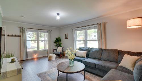 7 Mi to Dtwn Raleigh Townhome with Deck! - Foto 2