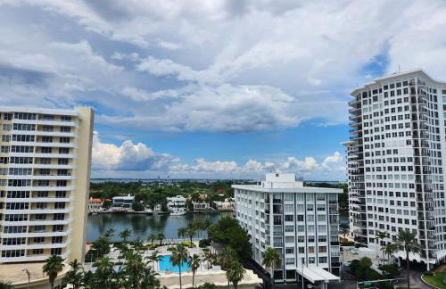 Entire Beach Front Condo w/ pool Amazing view 4pax - Photo 5