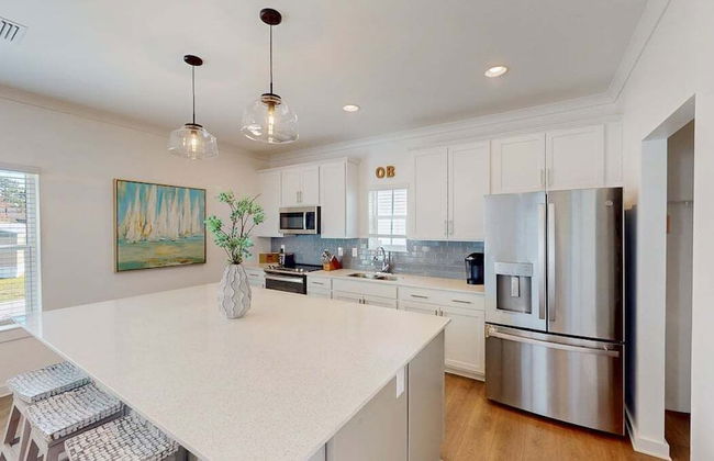 New Home 3br/2.5br w/ Kayak Access Sleeps 9 - Foto 19