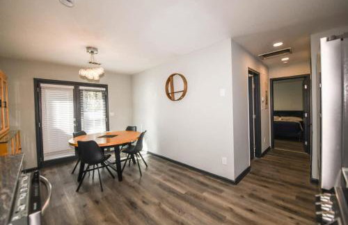 2 bedroom 20 min from downtown 4 beds - Foto 4