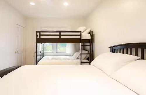 Spacious Oceanview Villa Elegant Coastal Escape, Sleeps 22 - Foto 40