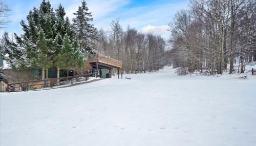 Winter Hideaway - Sled Hill, Hot Tub, Fireplace, Game Room - Foto 2