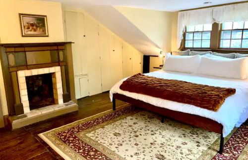 INCREDIBLE Northern Westchester Historic Hideaway - Foto 14