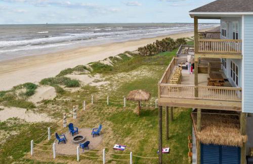 Beachfront oasis! Hot tub, gameroom, double deck!! - Foto 41