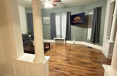 Downtown 1BR Stay Walk to Cafes & Parks - Foto 26