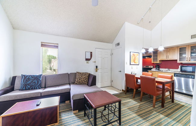 Metro Phoenix Extended Stay - Foto 55