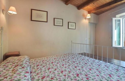2 Bedroom Lovely Apartment In Gombitelli - Foto 29