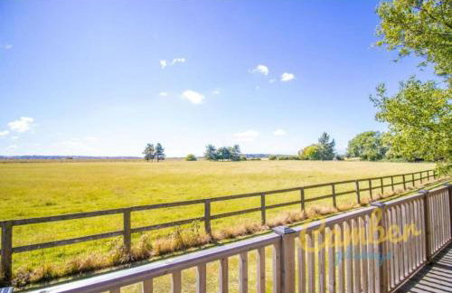 Five Waterings - Luxury Lodge - Romney Marsh, Kent - Photo 5