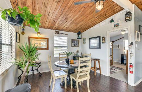 Walk to Sea Isle Beach Group Getaway with Deck! - Foto 23