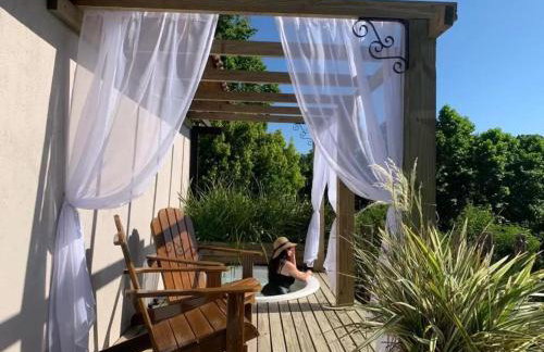 Chalé Sunset com Hidro, lareira, piscina, cavalo, trilha, tiro ao alvo - Foto 2