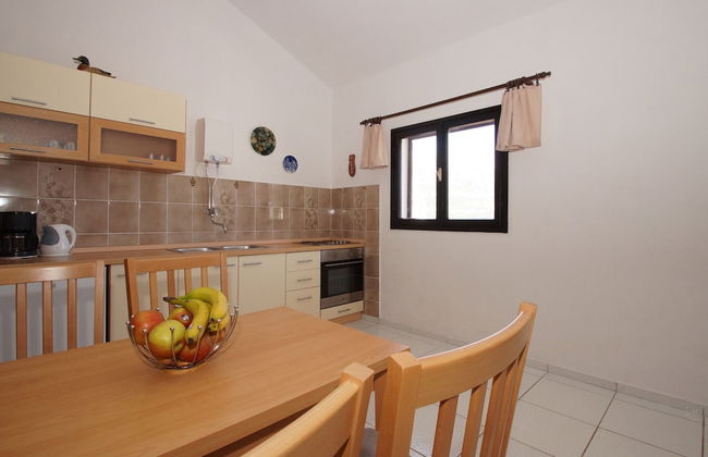 South Island Apartments - Photo 15