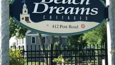 2026 Summer Cottage Sleeps 6, 2 Bedrooms Sun Room Jaccuzi 1 Mile to Beach! - Photo 3