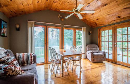 Cozy private cabin near Okemo! Large Hot tub! - Foto 11