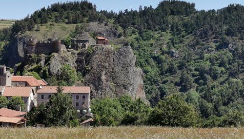 Gîte moderne à Arlempdes: spa, terrasse, grands espaces et visites culturelles - FR-1-582-107 - Foto 4