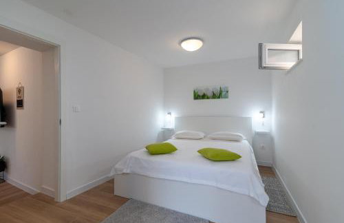 Apartman Benzon Vranjic - Photo 16