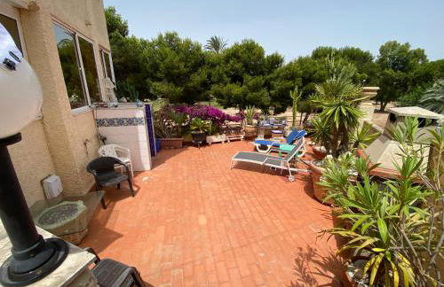 Orihuela Costa 3 bdr condo on La Zenia beach with patio - Foto 10