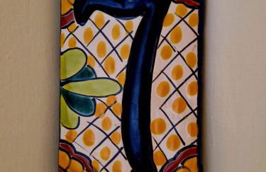 Beautiful Marina Apartment with private garden, flexible bedrooms with zip & link beds - Photo 2