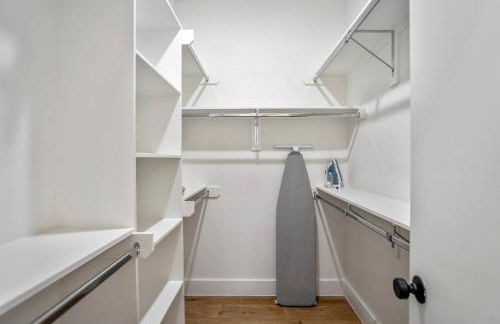 Nestled Nook Bungalow #7033A @East End revitalized - Foto 30